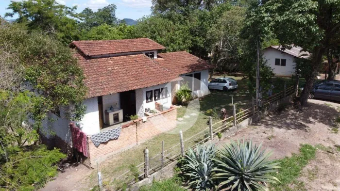 Terreno à venda, 2000 m² por R$ 300.000,00 - Engenho do Roçado - São Gonçalo/RJ
