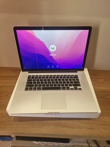 MACBOOK PRO 15 2015 CORE I7 SSD DE 256G 16G de RAM