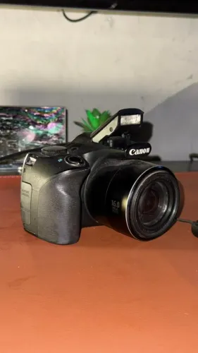 Camera Canon PowerShot SX520 HS