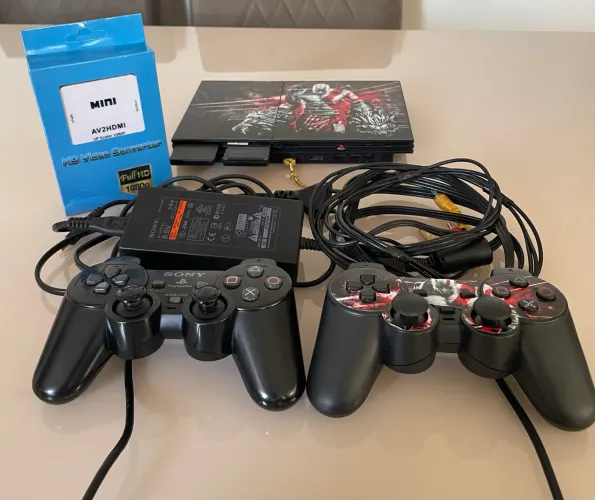 PlayStation 2 Slim SCPH-77006 Completo + 2 Controles + HDMI
