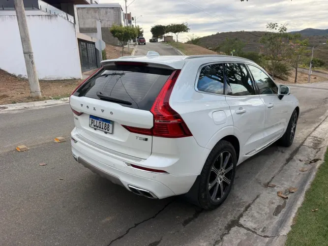Volvo XC 60 T-5 Inscription 2.0 AWD 5P 2019