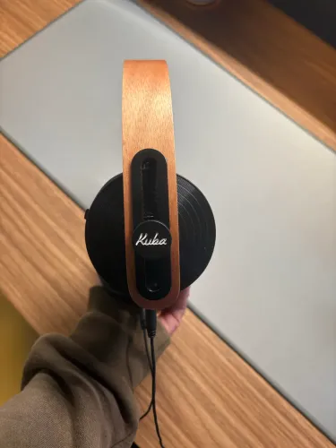 Fone de ouvido Kuba Disco 2 Clássico