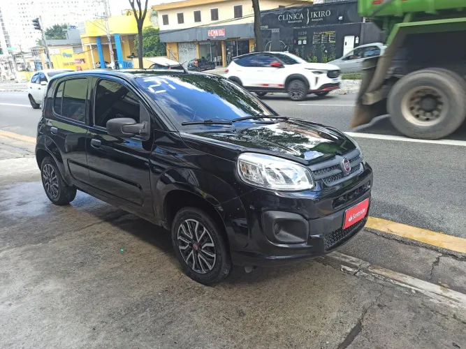 Fiat Uno Attractive 1.0 EVO Fire Flex 8V 5P 2021