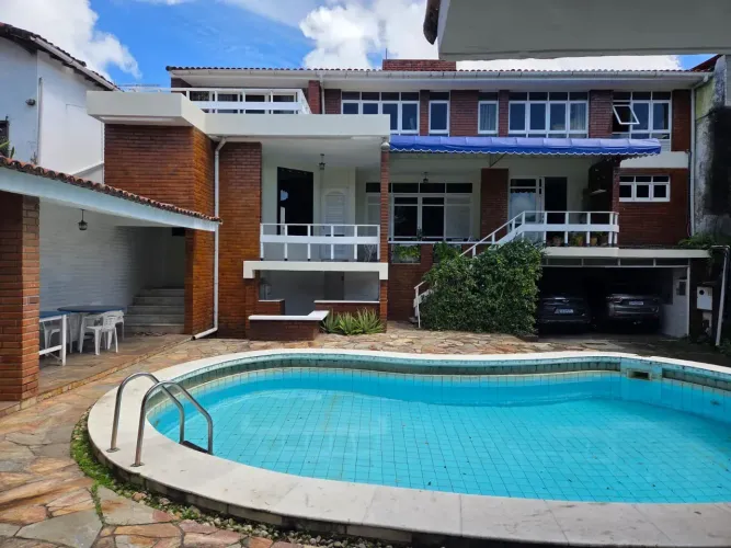 CASA A VENDA EM PIEDADE COM 530MT E 5 QUARTOS