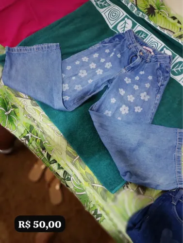 Roupas seminovas 