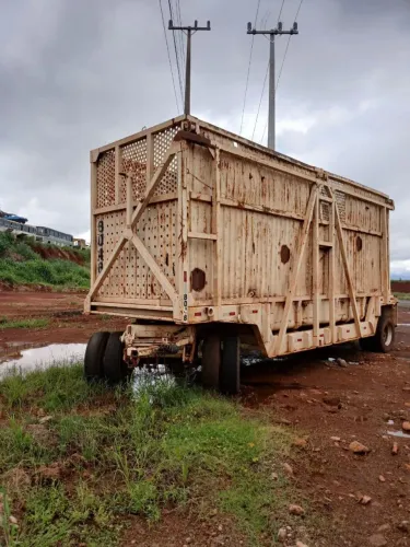 Carreta Canavieira de 20 pés