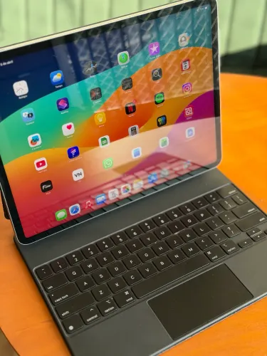 iPad Pro 5 geração com teclado 