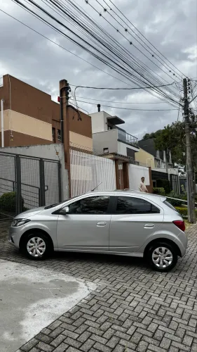 Chevrolet Onix Hatch LT 1.0 8V Flex Mec. 4P 2018