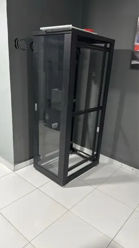 Rack 36U