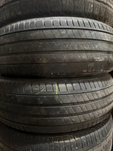 Pneus 215/65/16 marca Michelin
