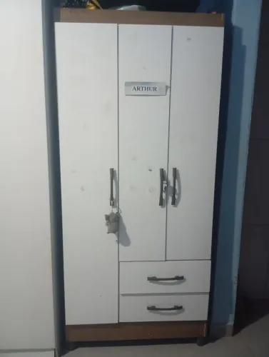 Guarda roupa solteirinho