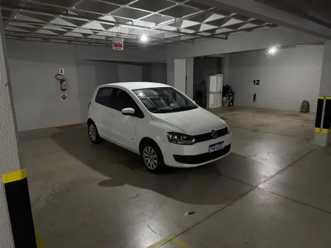 Volkswagen Fox 1.0 MI Total Flex 8V 5P 2014