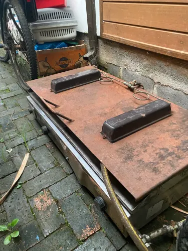 Chapa de lanche com tampa a gás