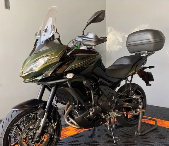 Versys baixo km 2020