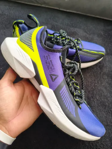 Tênis Reebok sport corrida