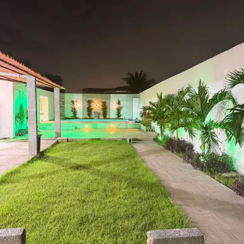 Espaço de festas e eventos em barra de jangada