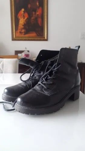 Coturno Preto Feminino Cano Curto Nº 36