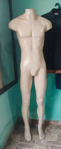 MANEQUIM MASCULINO PERFEITO 