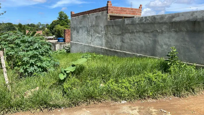 Vende-se Terreno 8x20
