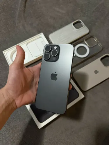 iPhone 15 pro max 256gb