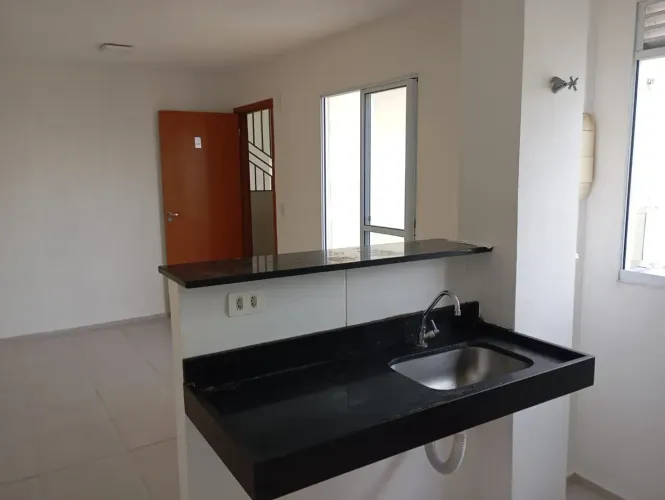 Oportunidade de aluguel Copaibas - 4° andar com varanda