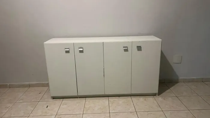 Móvel para Sala ou escritório com 4 portas