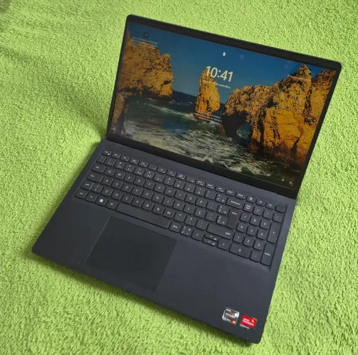 Dell Inspiron 15 | Ryzen 5 | 8g DDR4 | 256g NVME | 15.6" 120Hz | ACEITO OLX PAY 