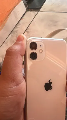 IPHONE 11 SEMINOVO