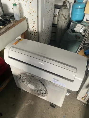 AR-CONDICIONADO 12.000 BTU 1.200,00 INSTALADO E HIGIENIZADO !