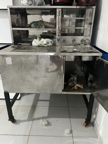 Carrinho/ carro de cachorro quente 