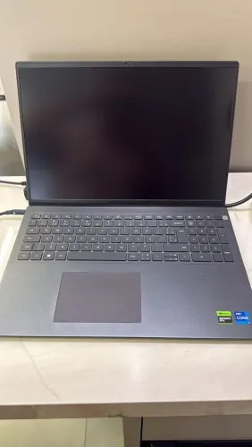 Notebook DELL VOSTRO 7620
