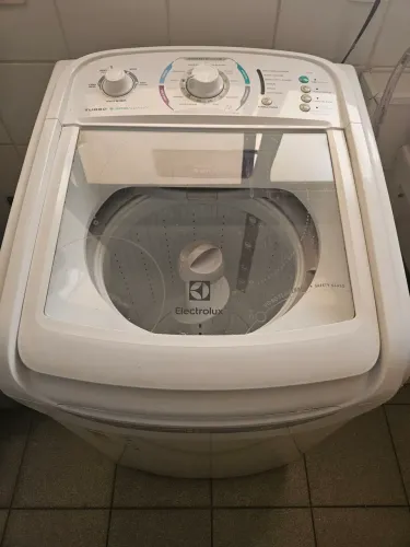Saldão - Máquina de lavar Electrolux 8kg