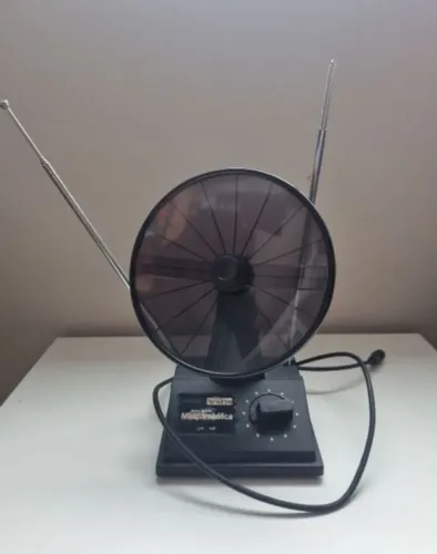 miniparabólica antiga<br><br>para decoração<br><br>item de colecionador da minha coleção