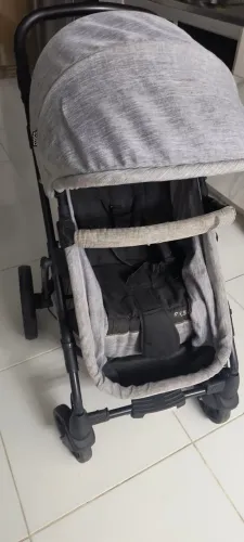 Carrinho de bebê - Cosco