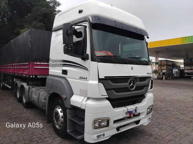 Axor 2544 S