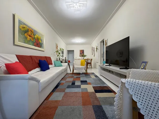 Apartamento Próximo ao Mar a venda na Pitangueiras no Guarujá | Qvista inteligencia imobil