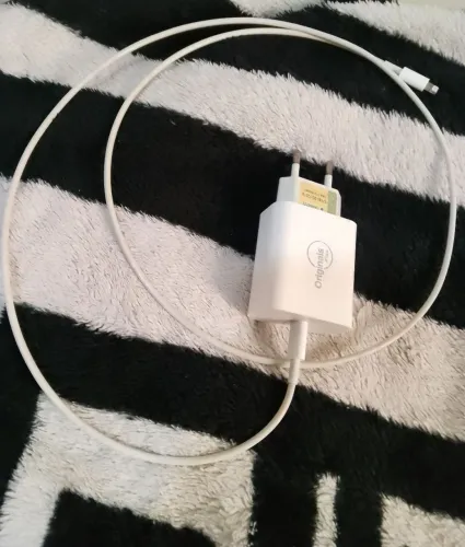 Carregador iPhone original iplace