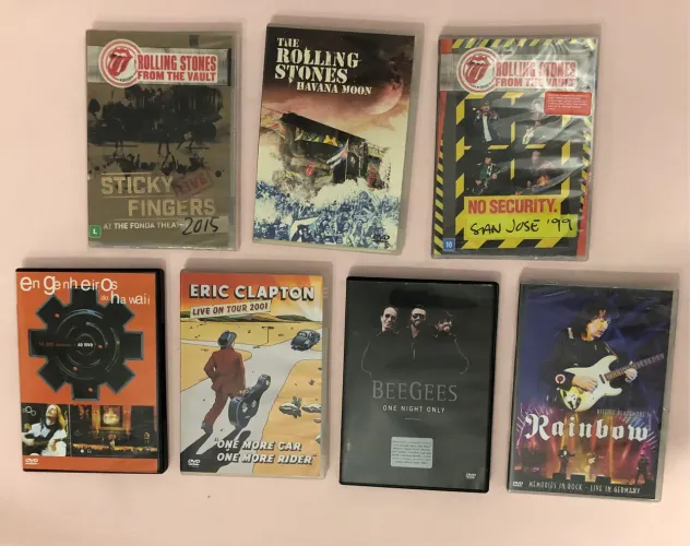 DVDs lote com 7 unidades