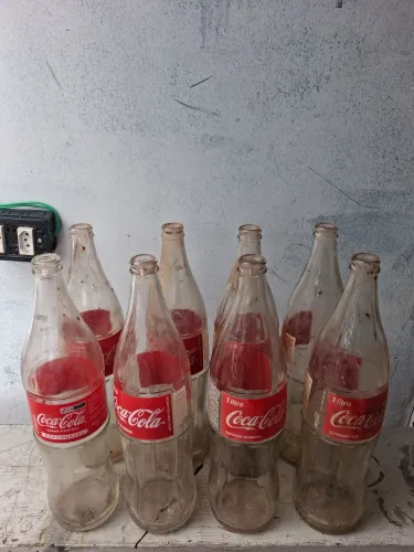 Garrafas de Coca litro