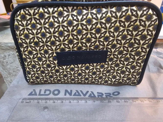 Nova - necessaire Aldo Navarro