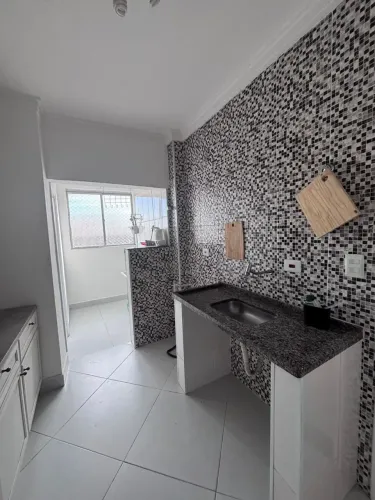 Apartamento Condomínio San Remo | 58 m², 2 dormitórios, sacada e lazer completo Região Cen