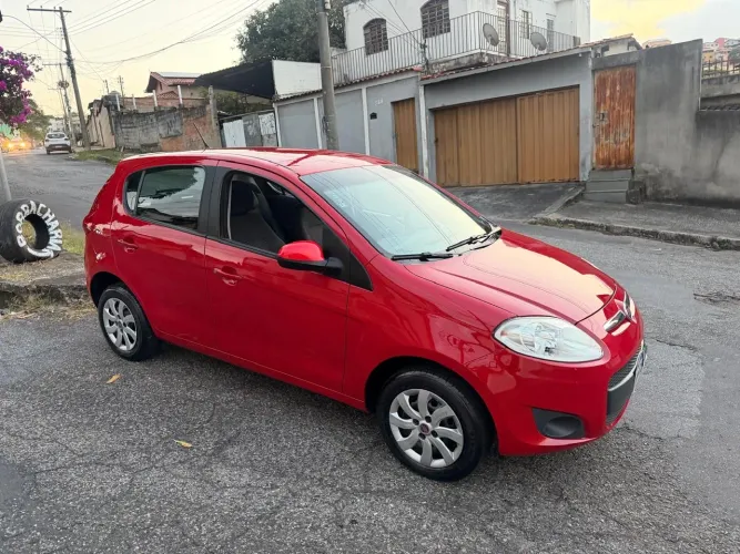 Fiat Palio Attractive 1.0 EVO Fire Flex 8V 5P 2013