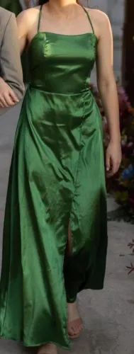 Vestido verde oliva tamanho p