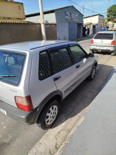 Fiat Uno Mille WAY Economy 1.0 F.flex 4P 2011