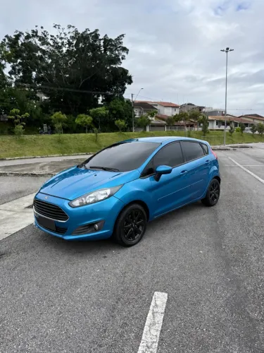 Ford Fiesta 1.5 16V Flex Mec. 5P 2015