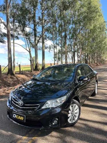 Toyota Corolla Altis 2.0 Flex 16V Aut. 2012