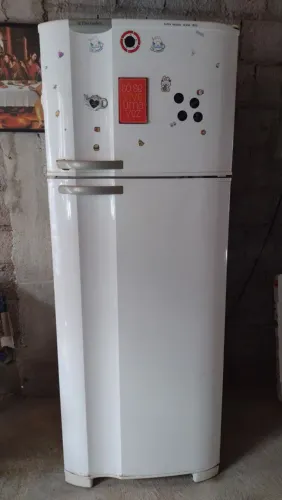 Geladeira Eletrolux 110V