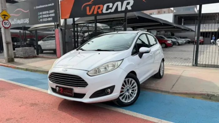 Ford Fiesta Titanium 1.6 16V Flex Power Shift 2014