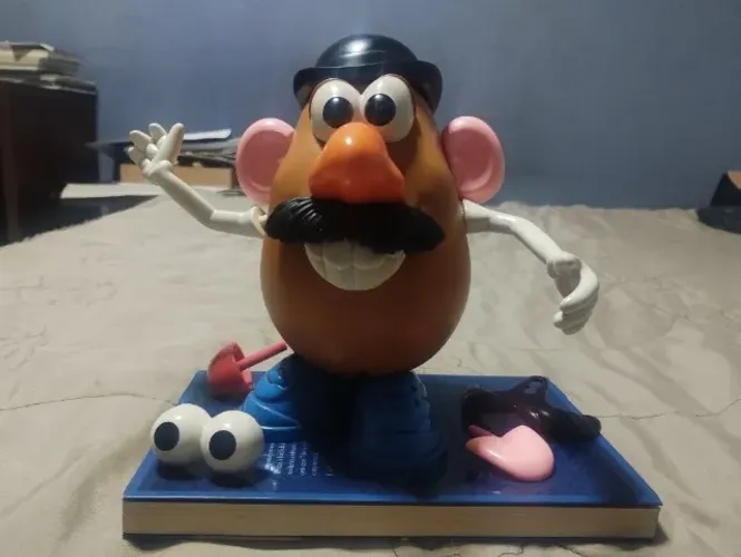 Boneco Sr. Cabeça de Batata usado (leia a descrição, por gentileza)
