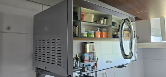 Micro-ondas Philco espelhado PME25 ótimo estado